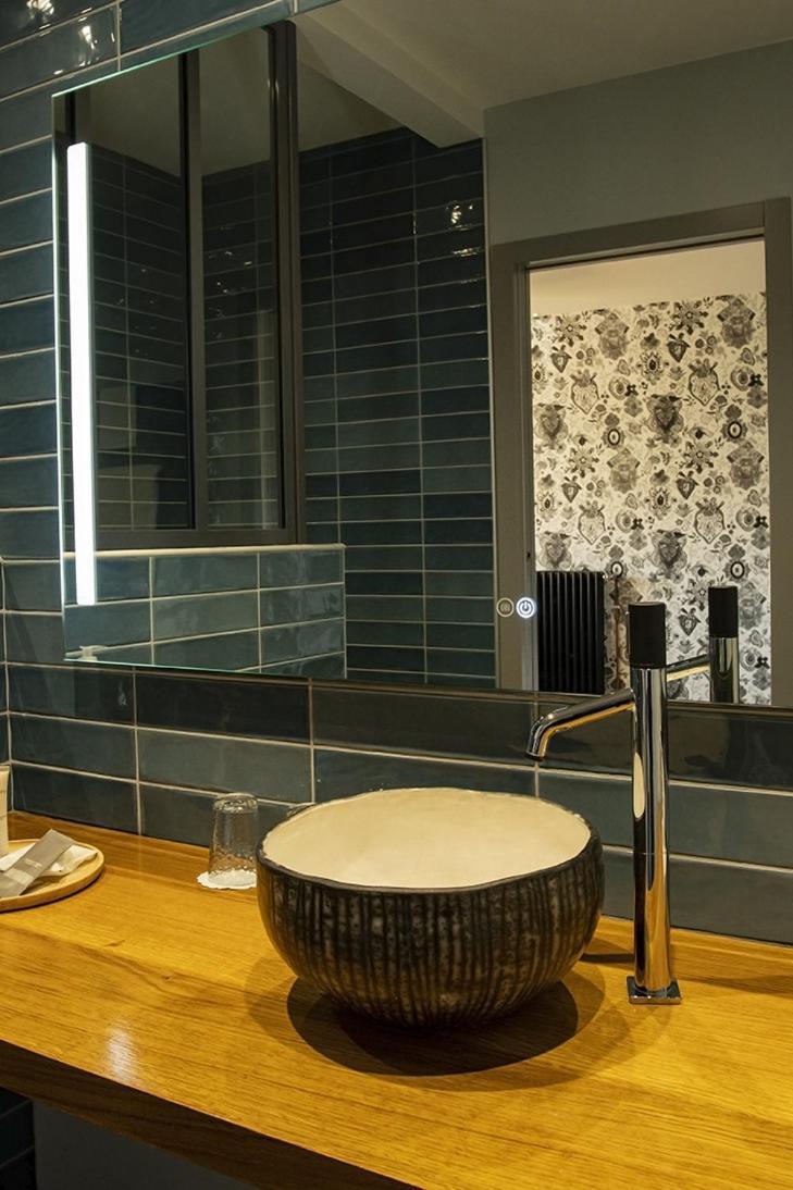 Le Terminus Hotel Турню Екстериор снимка