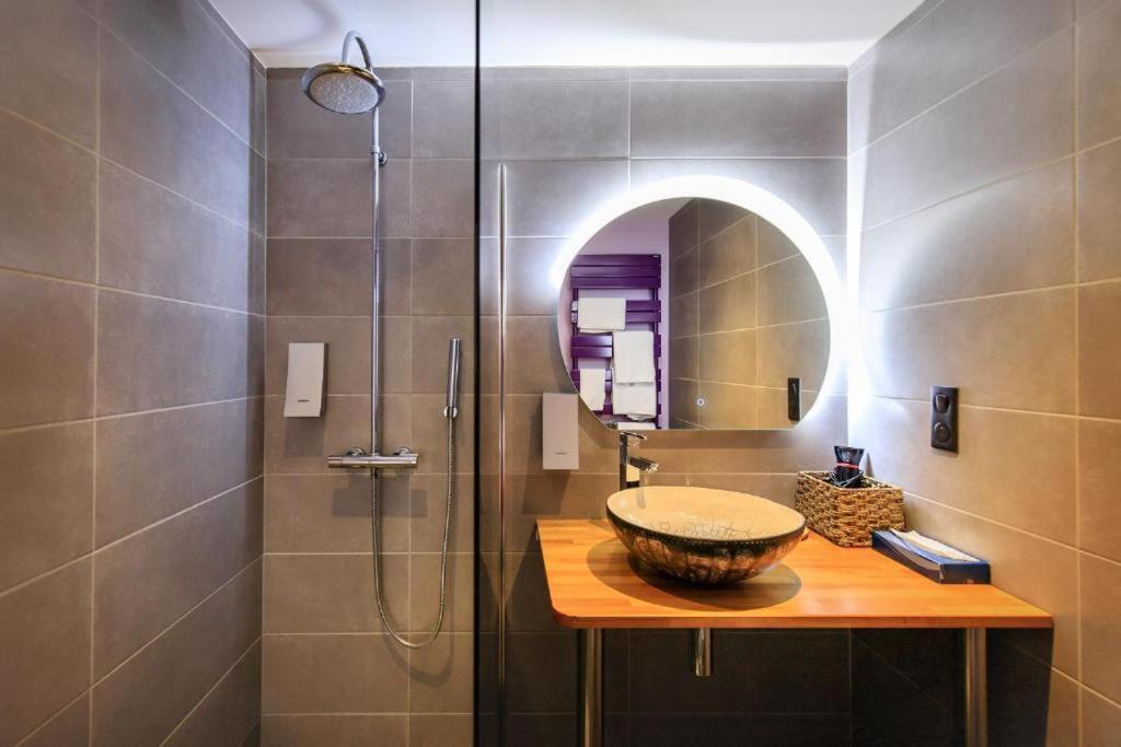 Le Terminus Hotel Турню Екстериор снимка
